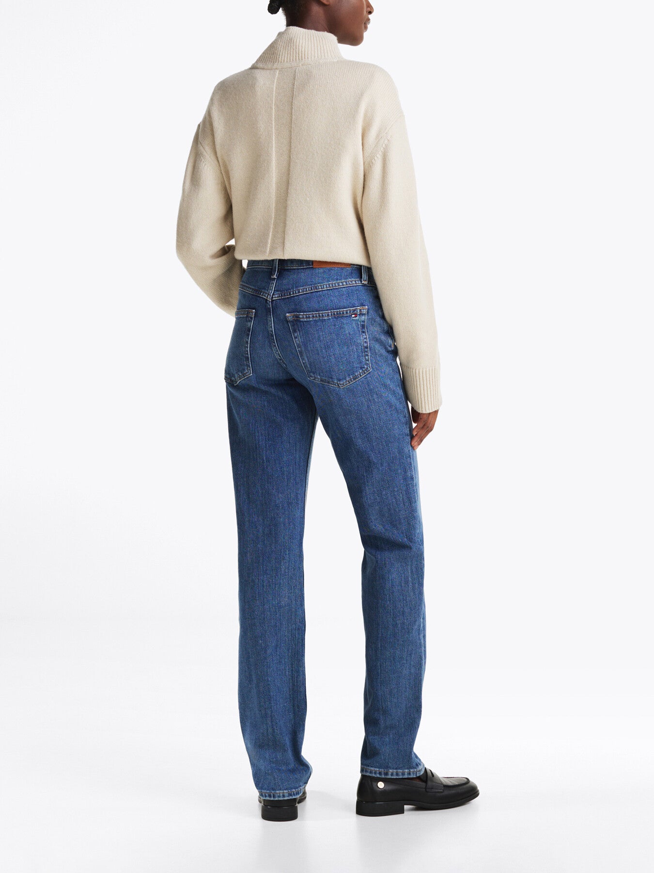 Mid Rise Classic Straight Jeans