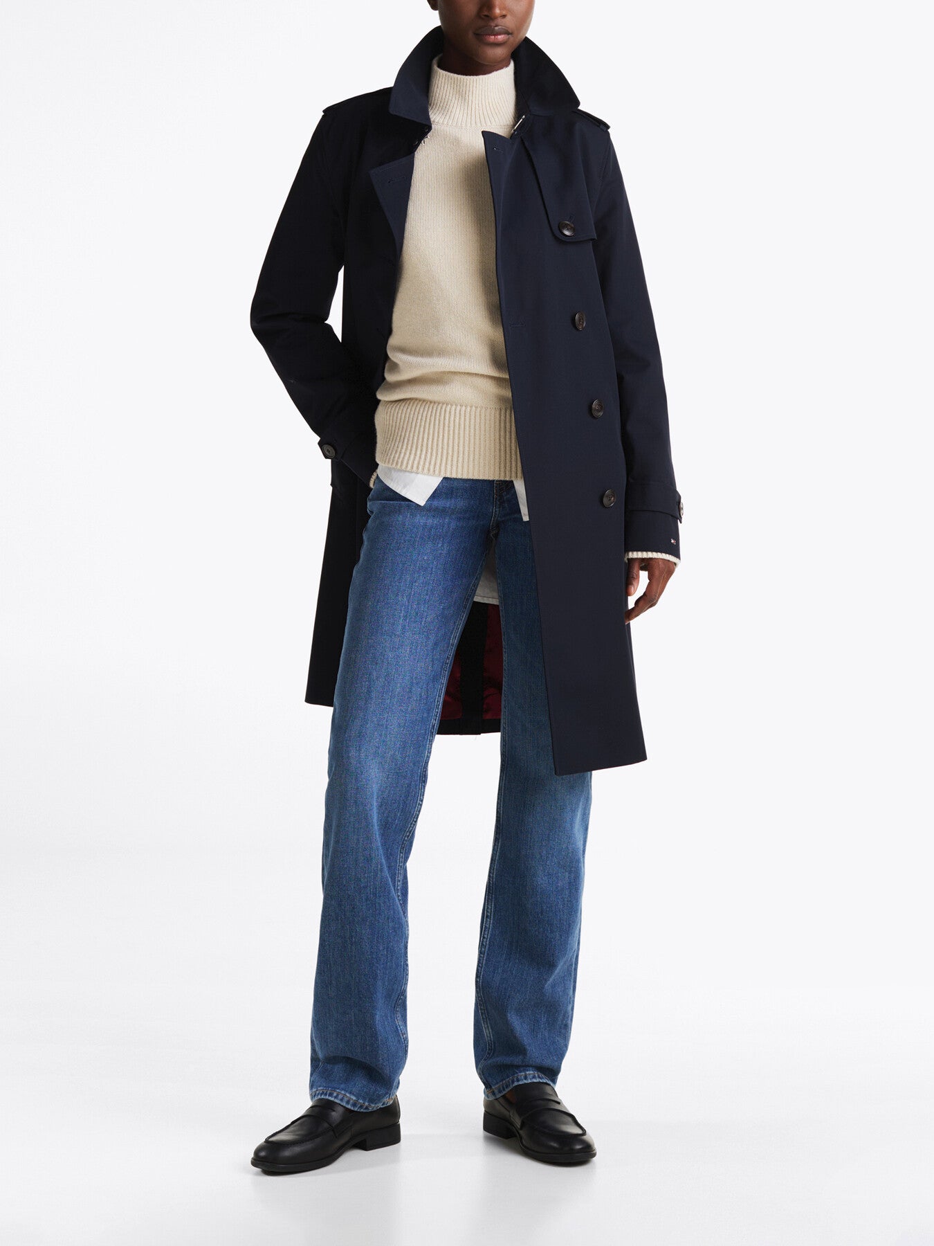 Mid Rise Classic Straight Jeans