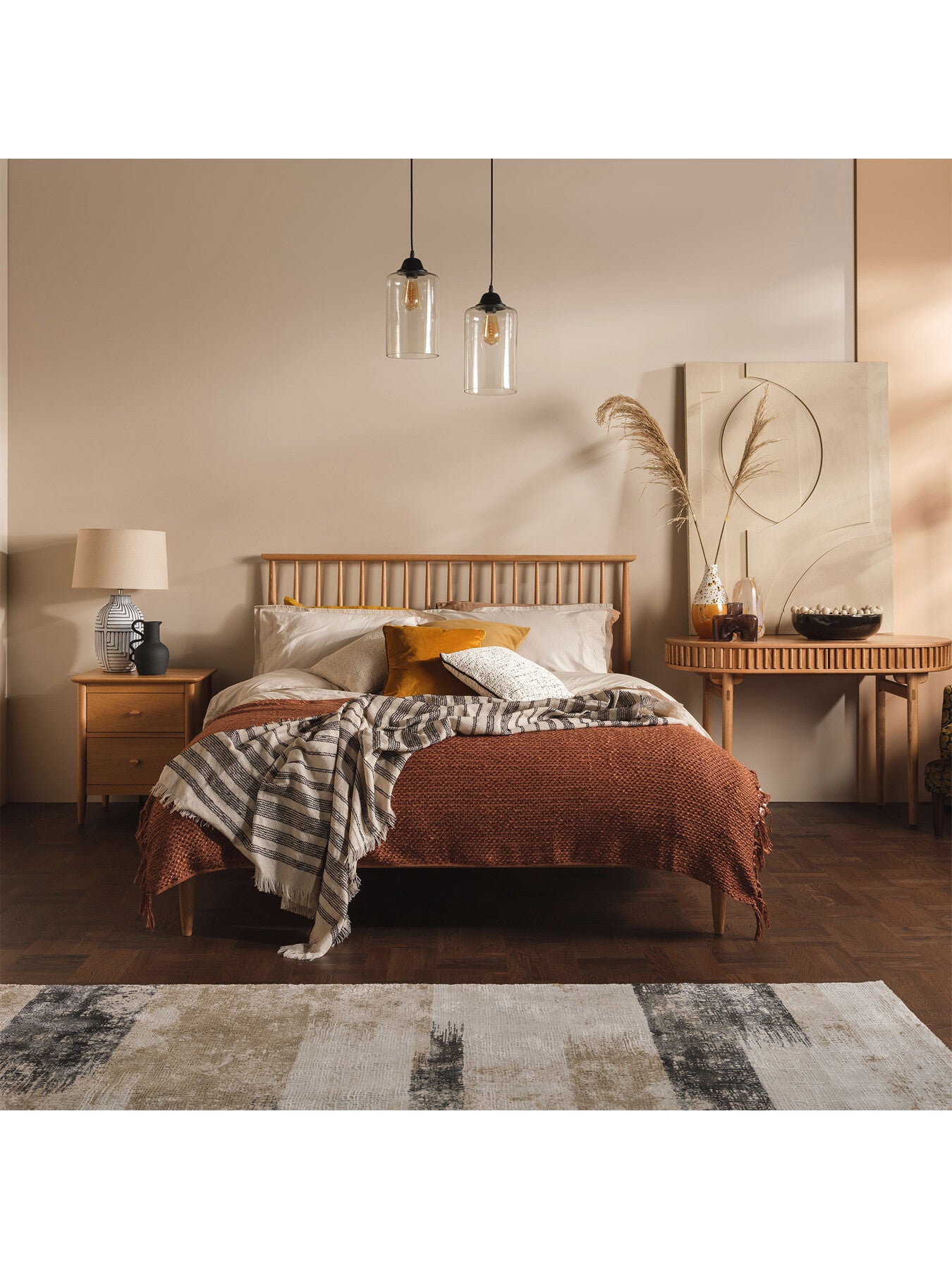 Neutral Teramo Light Brown Wood Spindle King Bed Frame